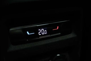 Volkswagen Tiguan Volkswagen Tiguan 1.5 TSI / 2x R-Line / Black Style / Virtual Cockpit / Camera / Matrix LED / Trekhaak / 20