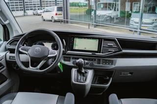 Volkswagen Transporter Volkswagen Transporter T6.1 2.0 TDI 150 PK DSG CARAVELLE L2H1 DUB/CAB A-Deuren ACC | LED | Digital Cockpit | Leder | Apple Carplay/Android Auto - afbeelding nr 9