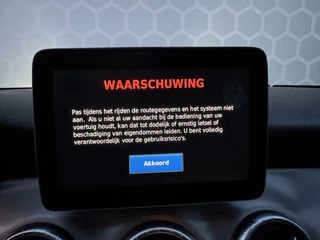 Mercedes-Benz CLA Mercedes-Benz CLA 180 AMG Panoramadak Night Edition NAP - afbeelding nr 15