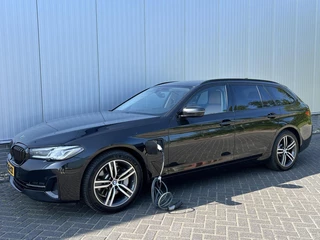 BMW 5 Serie BMW 5-serie Touring 530e High Executive BEIGE LEER I GR. NAVI I TREKHAAK I ORG.NL + NAP - afbeelding nr 3