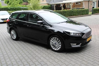 Ford Focus Ford Focus Wagon 1.0 TITANIUM - Navi Clima Parkeersensoren - afbeelding nr 4