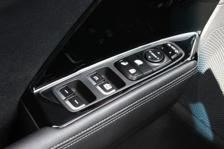 Kia Niro Kia Niro 1.6 GDi Hybrid DynamicLine | Stoelverwarming | ACC | Achteruitrijcamera | - afbeelding nr 27