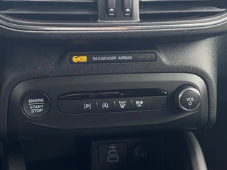 Ford Focus Ford Focus Wagon 1.0 EcoBoost Hybrid Titanium 125pk | SYNC 4 Navigatie | Full LED | Draadloos Apple Carplay/Android auto | 16 inch Lichtmetaal - afbeelding nr 21