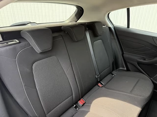 Ford Focus Ford Focus 1.0 Hybrid Connected NAP Navi PDC Led super staat! - afbeelding nr 26