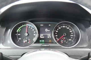 Volkswagen Golf Volkswagen Golf 1.4 TSI GTE Leder|Panoramadak|18inch|Stoelverwarming - afbeelding nr 18