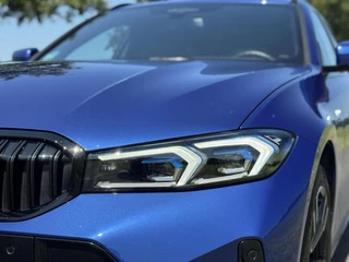 BMW 3 Serie BMW 330e Touring xDrive M-Sport|Driv. Ass. Prof|Pano|H&K|Head up|Zeer compleet|Topstaat! - afbeelding nr 23