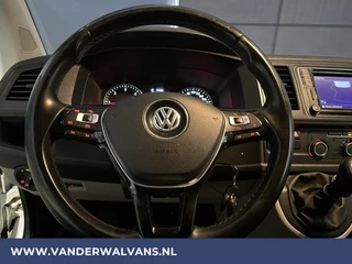 Volkswagen Transporter Volkswagen Transporter 2.0 TDI L2H1 Euro6 Airco | Navigatie | Cruisecontrol | Trekhaak | Leder stuurwiel Parkeersensoren - afbeelding nr 5