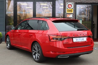 Škoda Superb Pano/LED/DCC/ACC/Columbus Navi/Camera/Elek. stoelen/Keyless/19