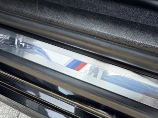 BMW 3 Serie BMW 3 Serie Touring 330e xDrive M-Sport PANO/LASER/360CAMERA/ADAPTIVE M-ONDERSTEL/ACC/LEER-ALCANTARA/19