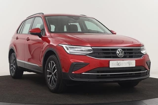 Volkswagen Tiguan Volkswagen Tiguan 1.4 TSI eHybrid Life | Stoel & stuurverwarming |  Carplay | Adaptive cruise | Full LED | Navigatie | Parkeerhulp | Active Info Display - afbeelding nr 32