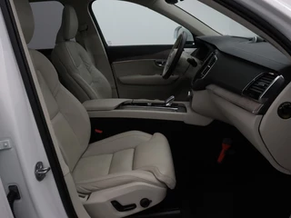 Volvo XC90 Volvo XC90 2.0 T8 AWD Ultimate Bright | Panorama dak | Stoelventilatie - afbeelding nr 13