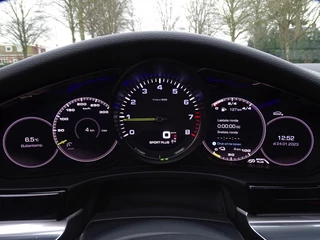 Porsche Panamera Porsche Panamera Sport Turismo 2.9 466PK+ E-Hybrid / 2018 SportDesign / LED - afbeelding nr 17