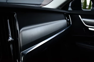 Volvo V90 Volvo V90 2.0 D4 Momentum | 21'' R-Design Velgen | Trekhaak wegklapbaar | ACC | Lederen Bekleding | - afbeelding nr 24