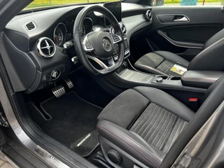Mercedes-Benz GLA Mercedes-Benz GLA 250 4Matic | AMG | Pano | 19