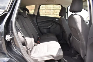 Ford Kuga Ford Kuga 1.5 TREND EDITION, Navi, Cruise, Trekhaak - afbeelding nr 9