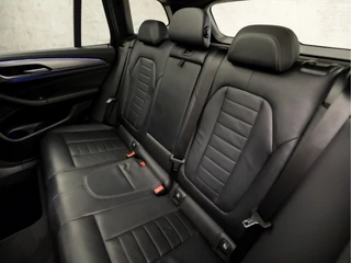 BMW X3 BMW X3 xDrive30i M Sport High Executive 252Pk Automaat (PANORAMADAK, M PAKKET, GROOT NAVI, SFEERVERLICHTING, DEALER ONDERHOUDEN, VIRTUAL COCKPIT, CAMERA, GETINT GLAS, ADAPTIVE CRUISE, STOELVERWARMING ACHTER, DISPLAY KEY, NIEUWSTAAT - afbeelding nr 15