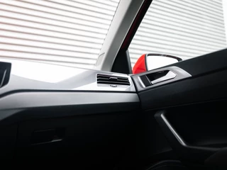 Volkswagen Polo Volkswagen Polo 1.0 TSI Highline Business R Virtual Camera - afbeelding nr 32