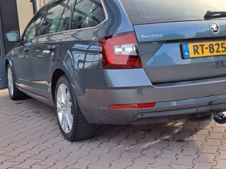 Škoda Octavia Škoda Octavia Combi 1.0 TSI Greentech Style Business | Automaat | Trekhaak | Stoelverwarming | All-seasons | Cruise | - afbeelding nr 50