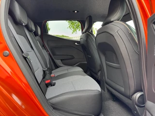 Renault Clio Renault Clio 1.0 TCe ECO-G 100 techno AUTOMAAT / CAMERA / NAVI / CARPLAY / ECC / ZGAN - afbeelding nr 34