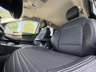 Ford Kuga Ford Kuga 2.5 PHEV Titanium X | Adaptive cruise control | Winter Pack | Head up Display | Bang&Olufsen | Half leder bekleding - afbeelding nr 25