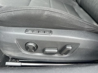 Škoda Superb Skoda Superb Combi 2.0 TDI Ambition Business Carplay Camera Navi Climate Cruise Trekhaak - afbeelding nr 28