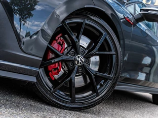 Volkswagen Golf Volkswagen Golf 2.0 TSI GTI CLUBSPORT|PANO|NÜRBURG|HEAD-UP - afbeelding nr 16