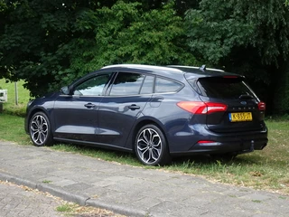 Ford Focus Ford Focus Wagon 1.0 125pk Hybrid Trend Edition business met Camera en Trekhaak - afbeelding nr 2