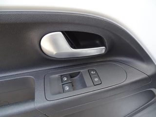 Volkswagen up! - afbeelding nr 21