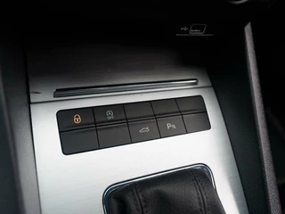 Škoda Octavia Skoda Octavia Combi 1.5 TSI DSG 150pk Sport Business | Panoramadak | Full LED | Carplay | Virtual cockpit - afbeelding nr 30