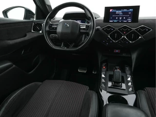 DS DS 3 (INCL-BTW) *LEATHER-MICROFIBRE | DIGI-COCKPIT | SPORT-SEATS | CARPLAY | DAB+ | ECC | LANE-ASSIST | PDC | CCS-FASTLOADER | CRUISE | 17