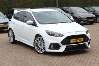 Ford Focus Ford Focus 2.3 RS / Milltek / Recaro Schaalstoelen / Camera / 19'' / Stuurverwarming / DAB / Cruise Control - afbeelding nr 33
