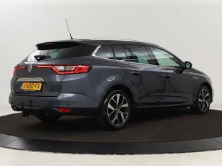 Renault Mégane Renault Mégane 1.3 TCe Bose | Leder | Massage | Trekhaak |  Carplay | Camera | Climate control | Keyless | Navigatie | Cruise control | DAB - afbeelding nr 30
