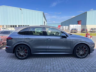 Porsche Cayenne Porsche Cayenne 3.6 GTS | Panoramadak | Bose | Sportchrono | Navi | Camera | Stoelverwarming Voor/Achter | Verwarmd Stuurwiel | LED | - afbeelding nr 14