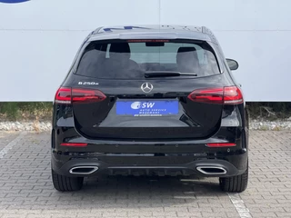Mercedes-Benz B-Klasse Mercedes-Benz B-Klasse 250 e AMG Line | Camera | MBUX | Ambient Light | DAB+ | LED | CarPlay - afbeelding nr 6