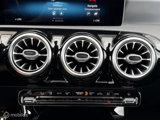 Mercedes-Benz CLA Mercedes CLA-klasse 200 AMG Panodak Wide Screen Navi Carplay Sfeer Camera 19 inch - afbeelding nr 28