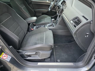 Volkswagen Golf Volkswagen Golf 1.4 TSI PHEV GTE | PANO / ACC / LED / CARPLAY / CAMERA / P.SENSOR V+A / LEDER-ALCANTARA / STOELVERW. / LANE ASS ! - afbeelding nr 30