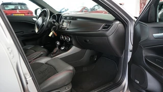 Alfa Romeo Giulietta Alfa Romeo Giulietta 1.750 Turbo Veloce | Sportstoelen | | Xenon | | 240 pk | - afbeelding nr 34