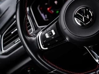 Volkswagen T-Roc Volkswagen T-Roc 1.5 TSI R-Line|PANO|19''|ACC|NAV|CARPLAY - afbeelding nr 27
