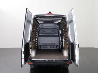 Mercedes-Benz Sprinter Mercedes-Benz Sprinter 315CDI 9G-Tronic Automaat | 3500Kg TG | Camera | Airco | Cruise | Betimmering | 3-Persoons - afbeelding nr 4