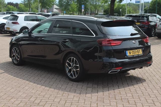Kia Ceed Sportswagon Kia Ceed Sportswagon 1.5 T-GDi GT-Line / Camera / Apple CarPlay / Keyless / 17'' / Stuurverwarming / Getint glas / DAB / Stoelverwarming - afbeelding nr 3
