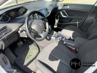 Peugeot 308 Peugeot 308 1.2 PureTech Blue Lease Automaat Panorama dak Nieuwe APK - afbeelding nr 13