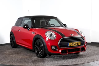 MINI Cooper MINI Cooper 1.5 135 PK Chili - JCW Trim | Cruise | Stoel-+Voorruitverw. | PDC | NAV | ECC | LM 17
