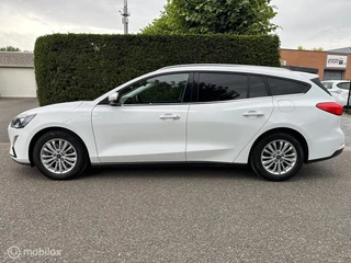 Ford Focus Ford Focus Wagon 1.0 EcoBoost Titanium X Business - afbeelding nr 2