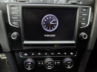 Volkswagen Golf Volkswagen Golf 2.0 TSI GTI Performance Navigatie LED Cruise PDC 19