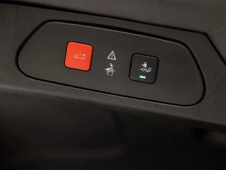 Opel Grandland X Opel Grandland X 1.2 Turbo Business Executive (APPLE CARPLAY, GROOT NAVI, CLIMATE, LEDER, TREKHAAK, SPORTSTOELEN, GETINT GLAS, ELEK ACHTERKLEP, LANE ASSIST, NIEUWE APK, NIEUWSTAAT) - afbeelding nr 28