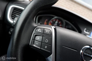 Volvo V40 Volvo V40 MY19 T3 153PK GEARTRONIC DYNAMIC EDITION LUXERY | PANODAK | HARMAN KARDON | CAMERA | KEYLESS - afbeelding nr 28
