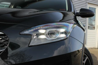 Kia XCeed Kia XCeed 1.6 GDi PHEV Platinum Edition // Garantie 01-2029 - Complete uitvoering - Leder - Virtual Cockpit - Stoelverwarming - Navi - CarPlay & Android Auto - afbeelding nr 6