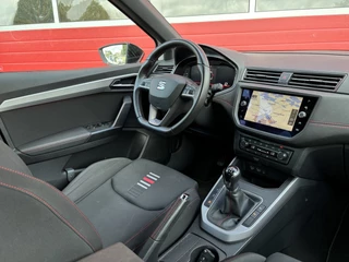 SEAT Arona SEAT Arona 1.5 TSI EVO FR Business Intense 4 CILINDER / VIRTUAL / NAVI / CARPLAY / PDC / CAMERA / KEYLESS / NL-AUTO - afbeelding nr 3