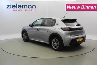 Peugeot e-208 Peugeot e-208 Allure Pack 50 kWh - Carplay, Camera, Digitaal Cockpit, SOH 91% - afbeelding nr 3