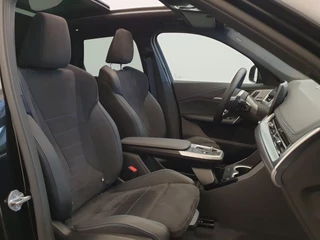 BMW X1 BMW X1 xDrive30e M-Sport Wegklapbare trekhaak, Panoramadak, Harman Kardon - afbeelding nr 4